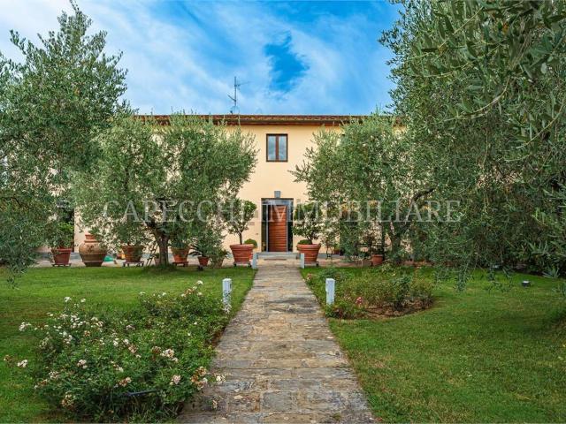 Rustico in vendita a Chiesina Montalese, Pistoia
