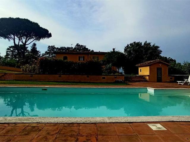 Rustico in vendita a Pistoia, Toscana