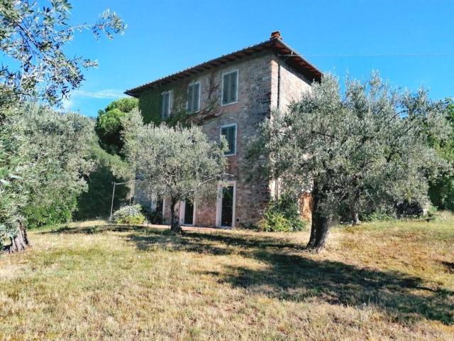 Rustico in vendita a Serpiolle, Firenze