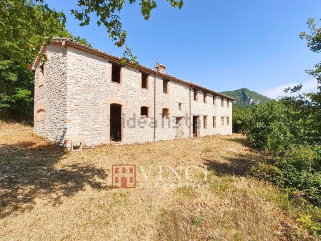 Rustico in vendita a Località Bresciano, Esanatoglia