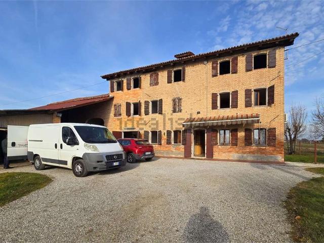 Rustico in vendita a Preganziol, Veneto