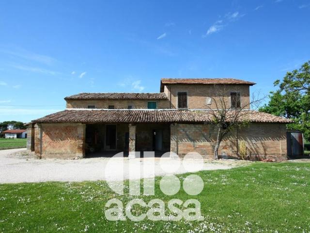 Rustico in vendita a San Giorgio, Cesena