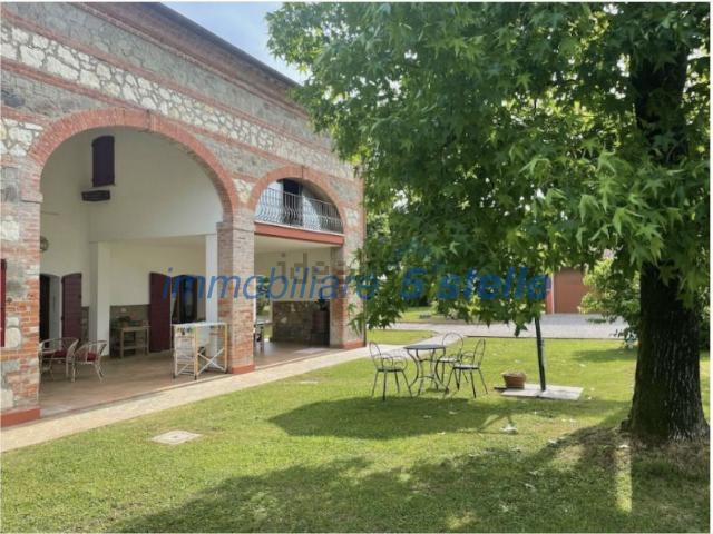 Rustico in vendita a Mestrino, Veneto