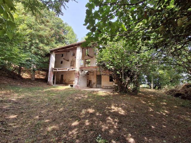 Rustico in vendita a Boves, Cuneo