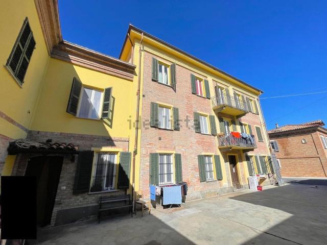 Rustico in vendita a Calosso, Asti