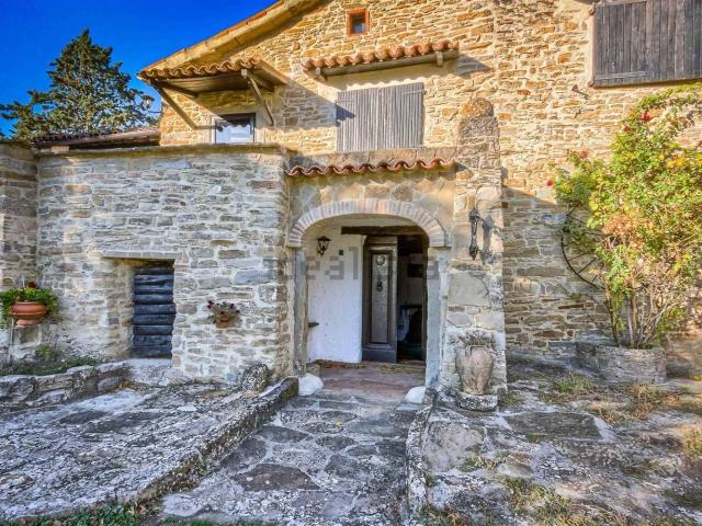 Rustico in vendita a San Leo Bastia, Umbria