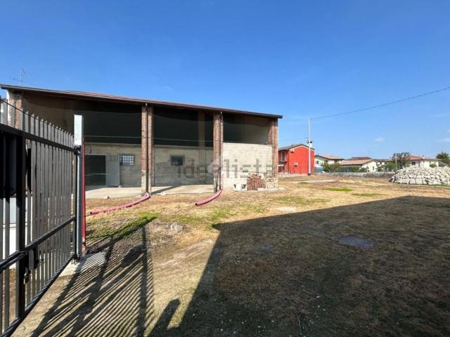 Rustico in vendita a Trevenzuolo, Veneto