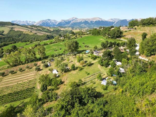 Rustico in vendita a Marche, Macerata
