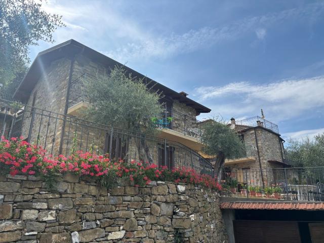 Rustico in vendita a Stellanello, Liguria