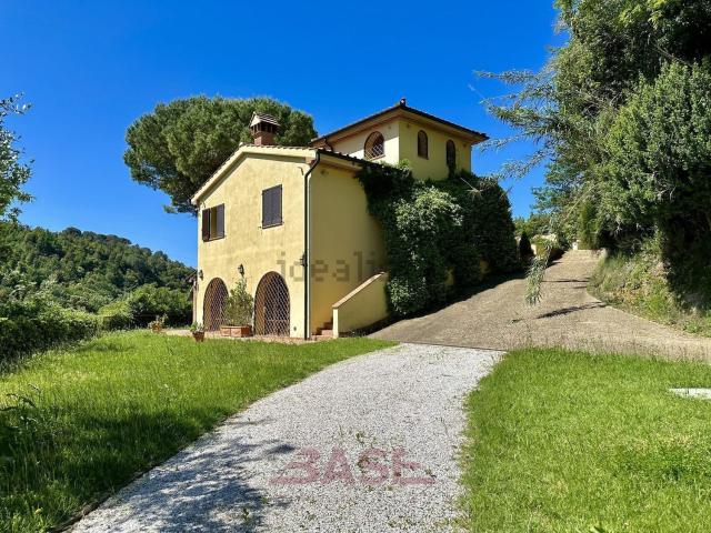 Rustico in vendita a Fornelli, Riparbella