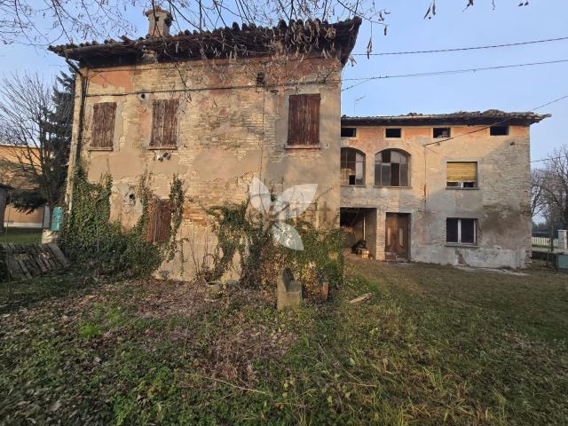 Rustico in vendita a Val d’Enza, Re