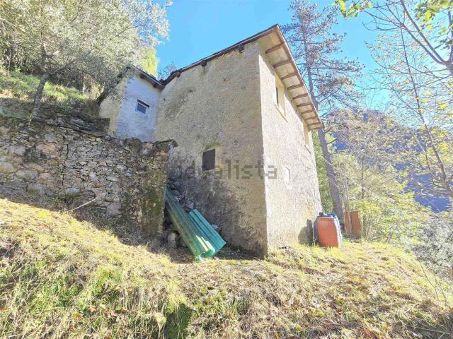Rustico in vendita a Stazzema, Toscana