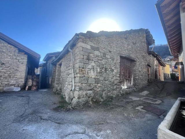 Rustico in vendita a Gignod, Aosta
