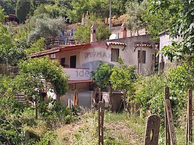 Rustico in vendita a Castelmola, Sicilia