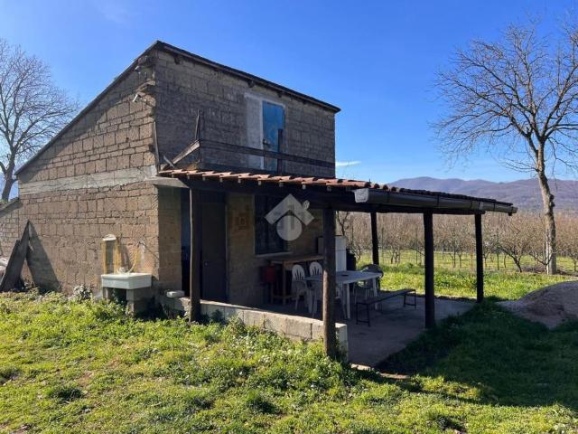 Rustico in vendita a Santo Stefano Del Sole, Campania