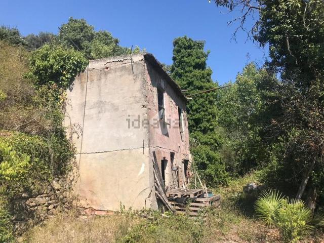 Rustico in vendita a Vallebona, Liguria