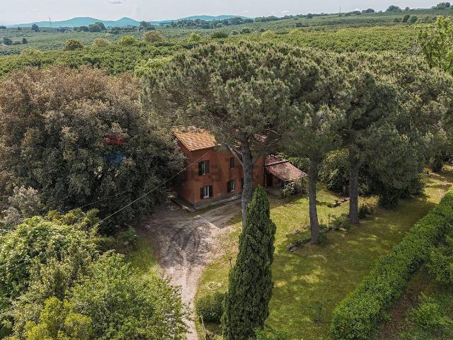 Rustico in vendita a Vico Matrino, Capranica