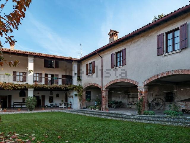 Rustico in vendita a Carzago Riviera, Calvagese della Riviera