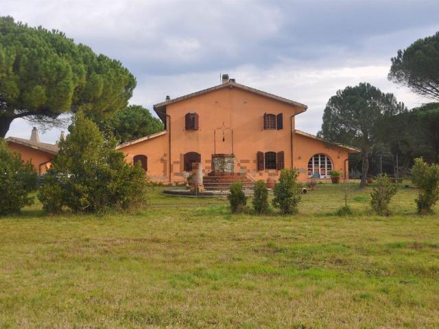 Rustico in vendita a Rosignano Marittimo, Toscana