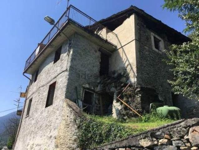 Rustico in vendita a Montagna In Valtellina, Lombardia