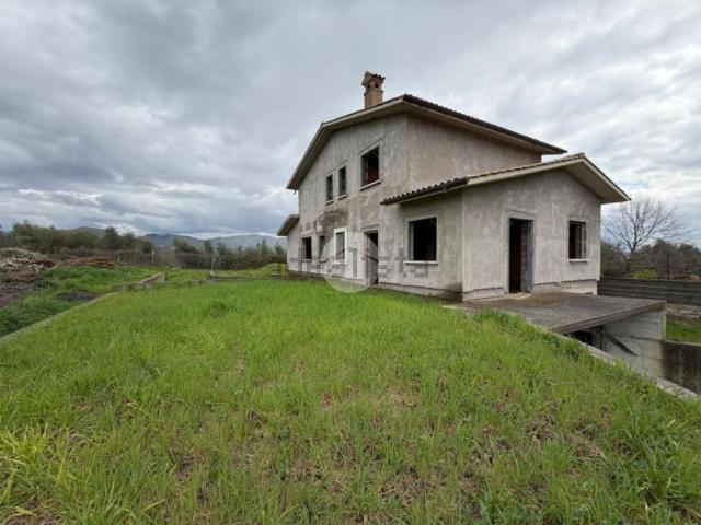 Rustico in vendita a Fara Sabina, Lazio