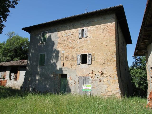 Rustico in vendita a Unione dei comuni Valli del Reno, Lavino e Samoggia, Reggio Emilia