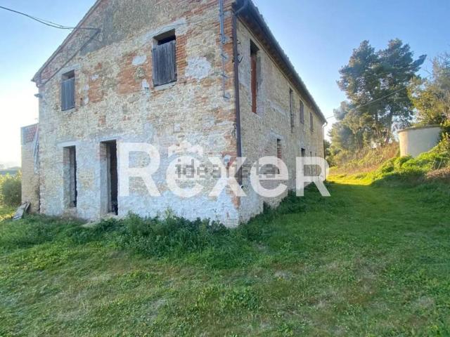 Rustico in vendita a Cascinare, Sant'Elpidio a Mare