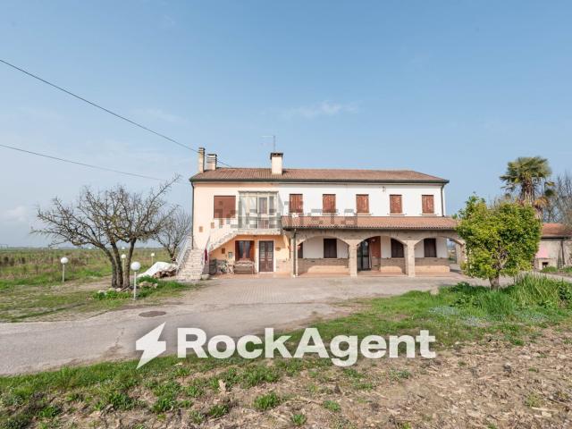 Rustico in vendita a Codevigo, Veneto