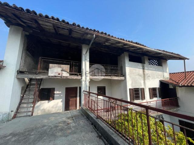 Rustico in vendita a Cenate Sotto, Lombardia
