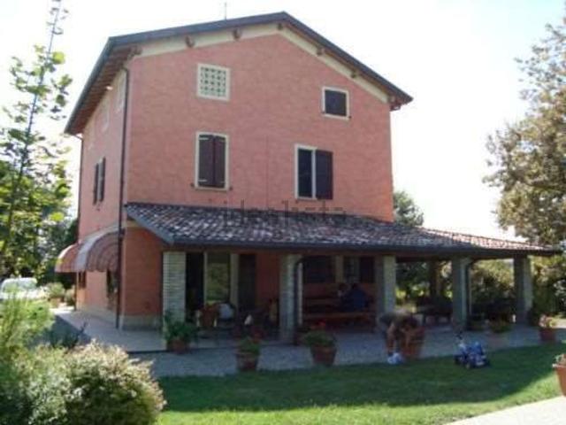 Rustico in vendita a San Faustino-Madonnina-Quattroville, Modena