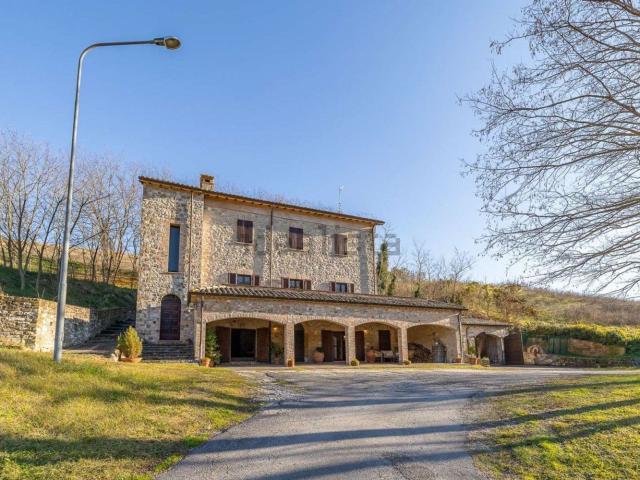 Rustico in vendita a Marche, Pesaro E Urbino
