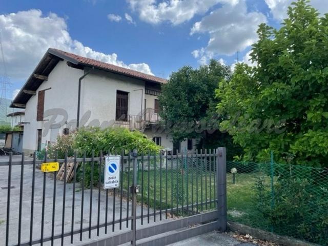 Rustico in vendita a Trescore Balneario, Bergamo