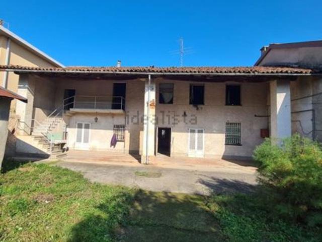 Rustico in vendita a Castrezzato, Lombardia