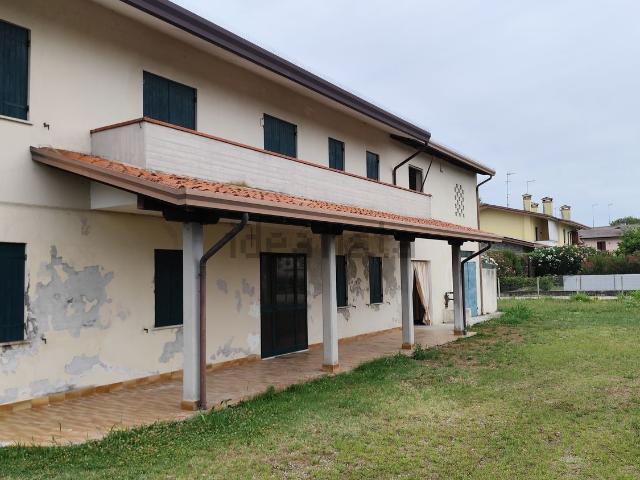 Rustico in vendita a Preganziol, Treviso