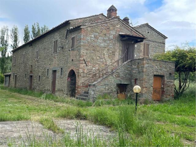 Rustico in vendita a San Lorenzo, Cortona