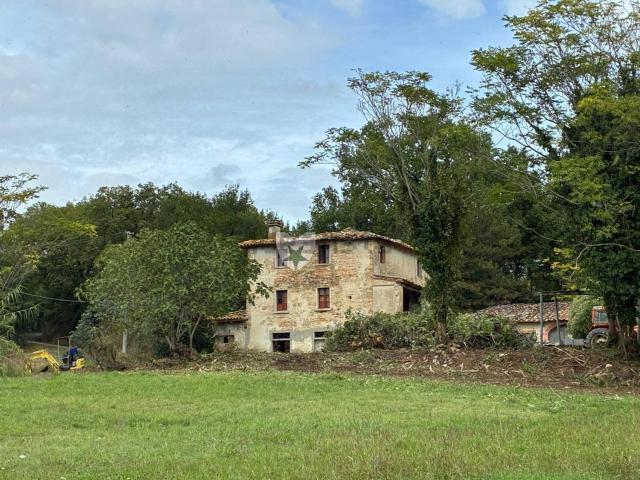 Rustico in vendita a Badiali, Città di Castello