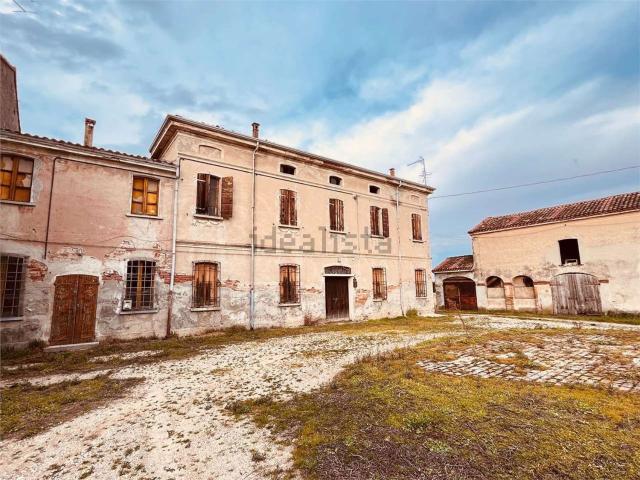 Rustico in vendita a Curtatone, Lombardia