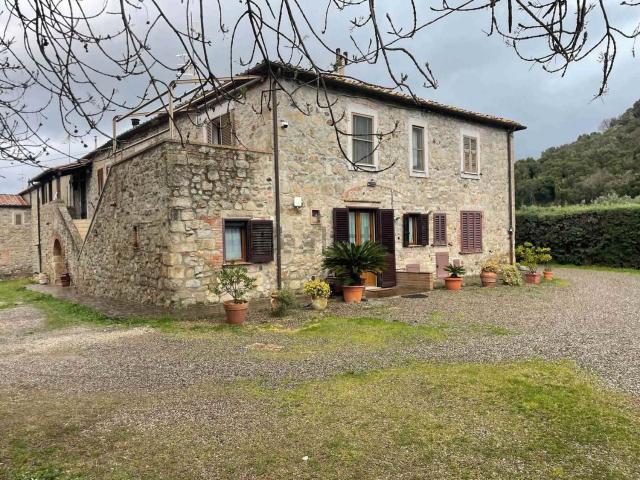 Rustico in vendita a Roccastrada, Toscana