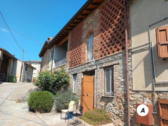 Rustico in vendita a Colli Verdi, Ruino