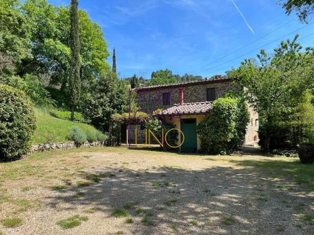 Rustico in vendita a Case Sabina, Montevarchi