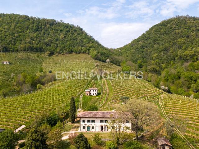 Rustico in vendita a Pieve Di Soligo, Veneto