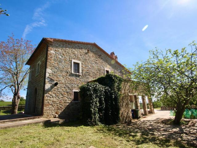 Rustico in vendita a Unione di Comuni Montani Colline del Fiora, Manciano
