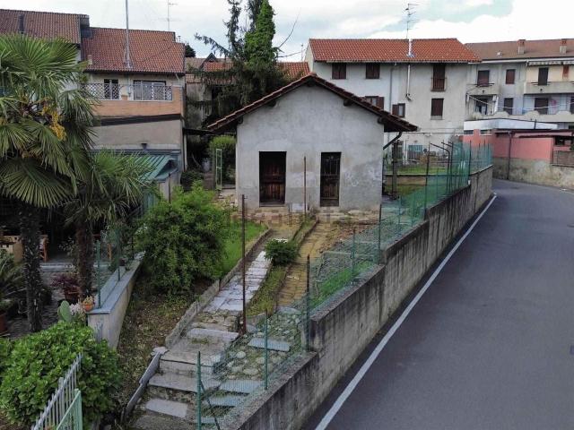 Rustico in vendita a Cogliate, Lombardia