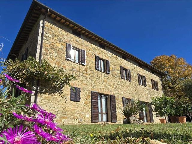 Rustico in vendita a Corciano, Umbria