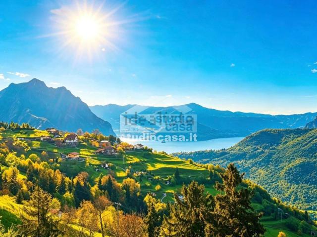 Rustico in vendita a Bossico, Lombardia
