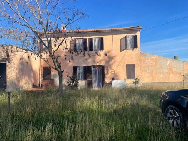 Rustico in vendita a Rosignano Marittimo, Toscana