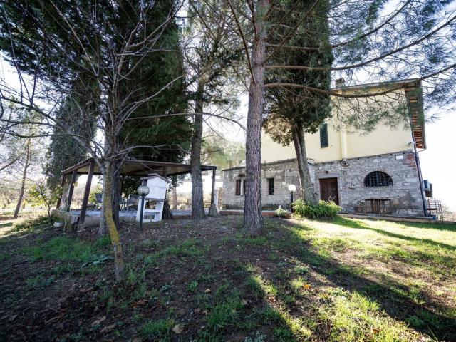 Rustico in vendita a Asciano, Siena