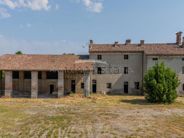Rustico in vendita a Alluvioni Piovera, Piemonte