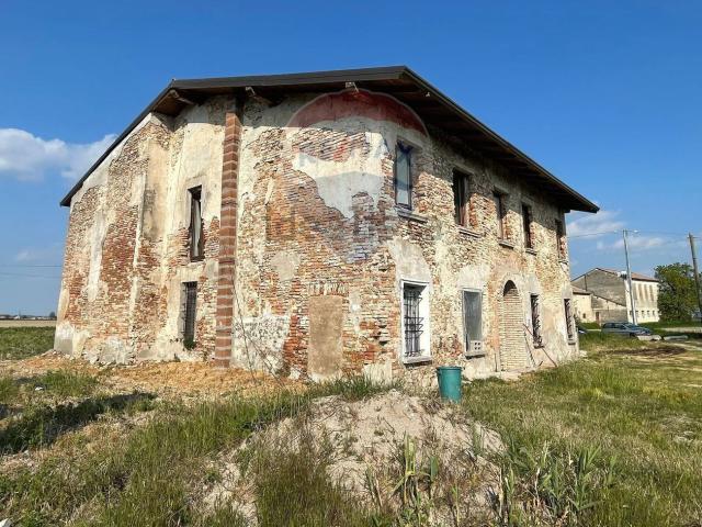 Rustico in vendita a Ceresara, Lombardia