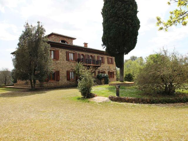 Rustico in vendita a Monticiano, Toscana